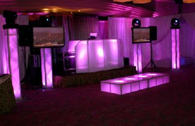 Photo Booth & Lounge Decor